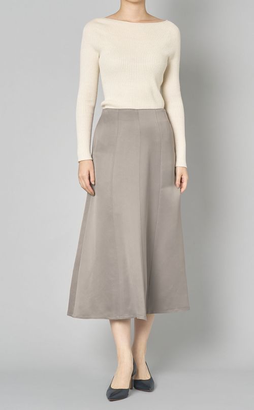 サテンボックスタックスカート