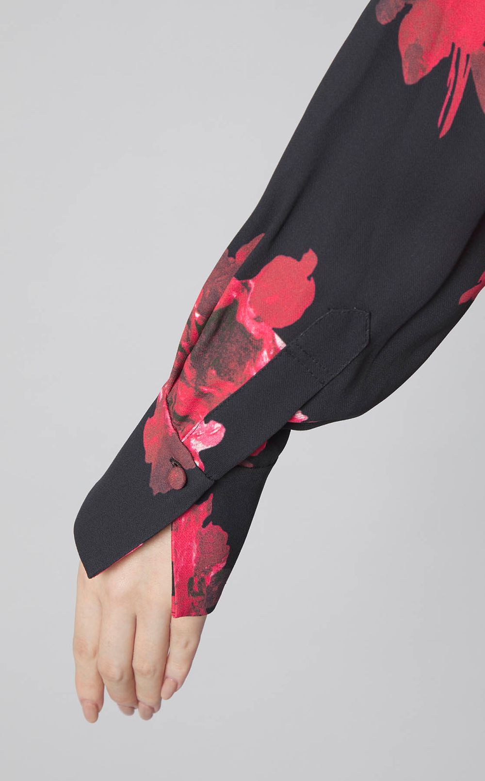 レッドフラワープリントワンピース