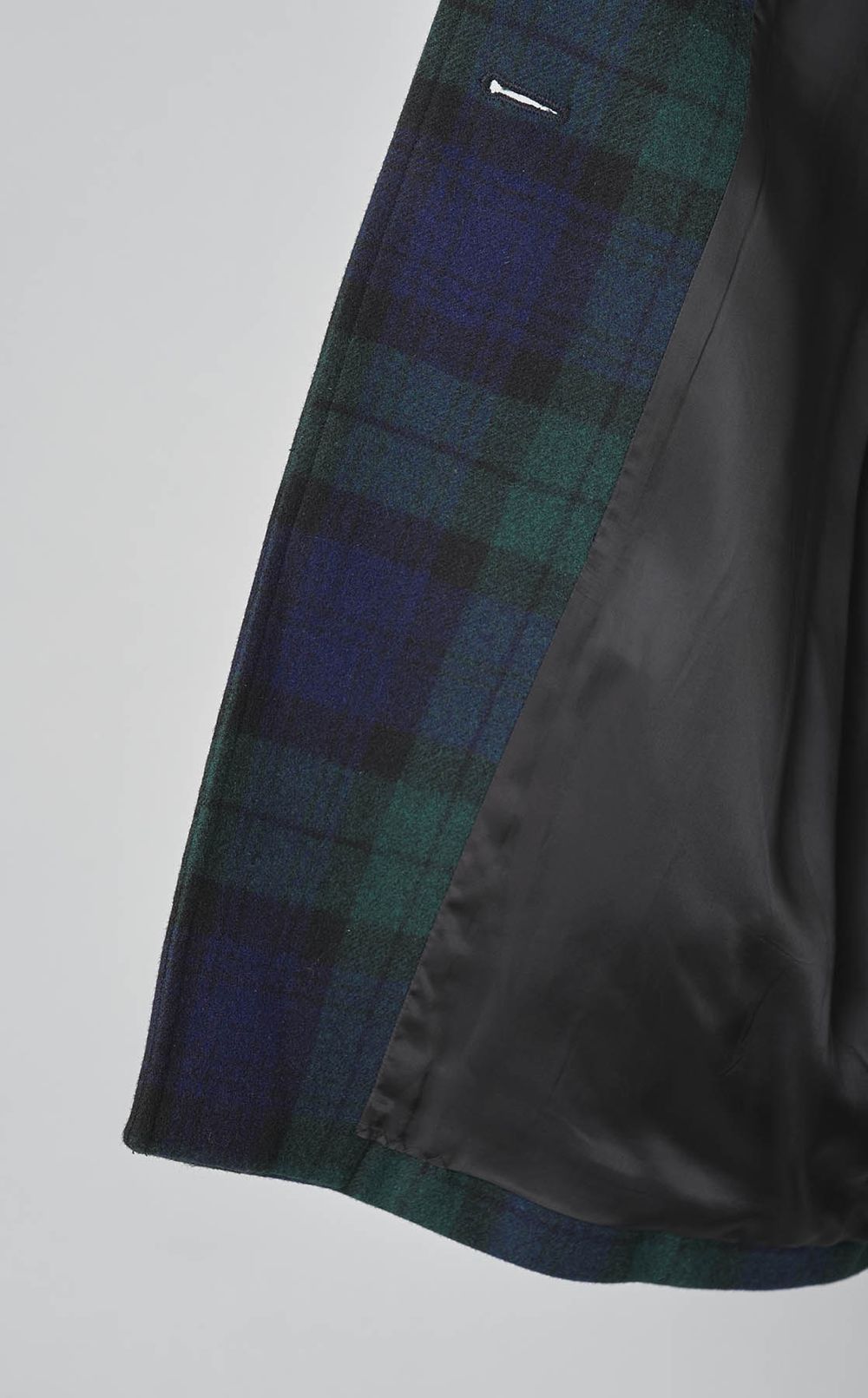 ノーカラーゴールドボタンコート