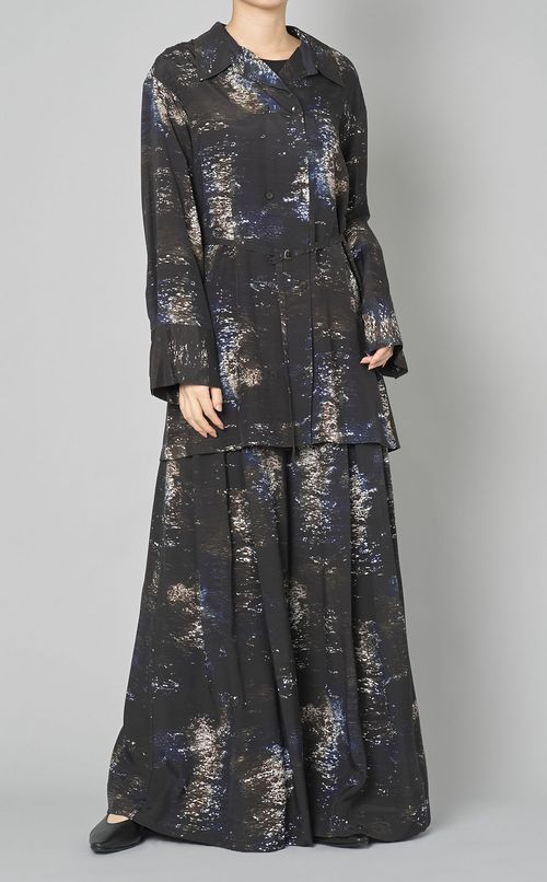 プリントベルト付ドレープシャツ