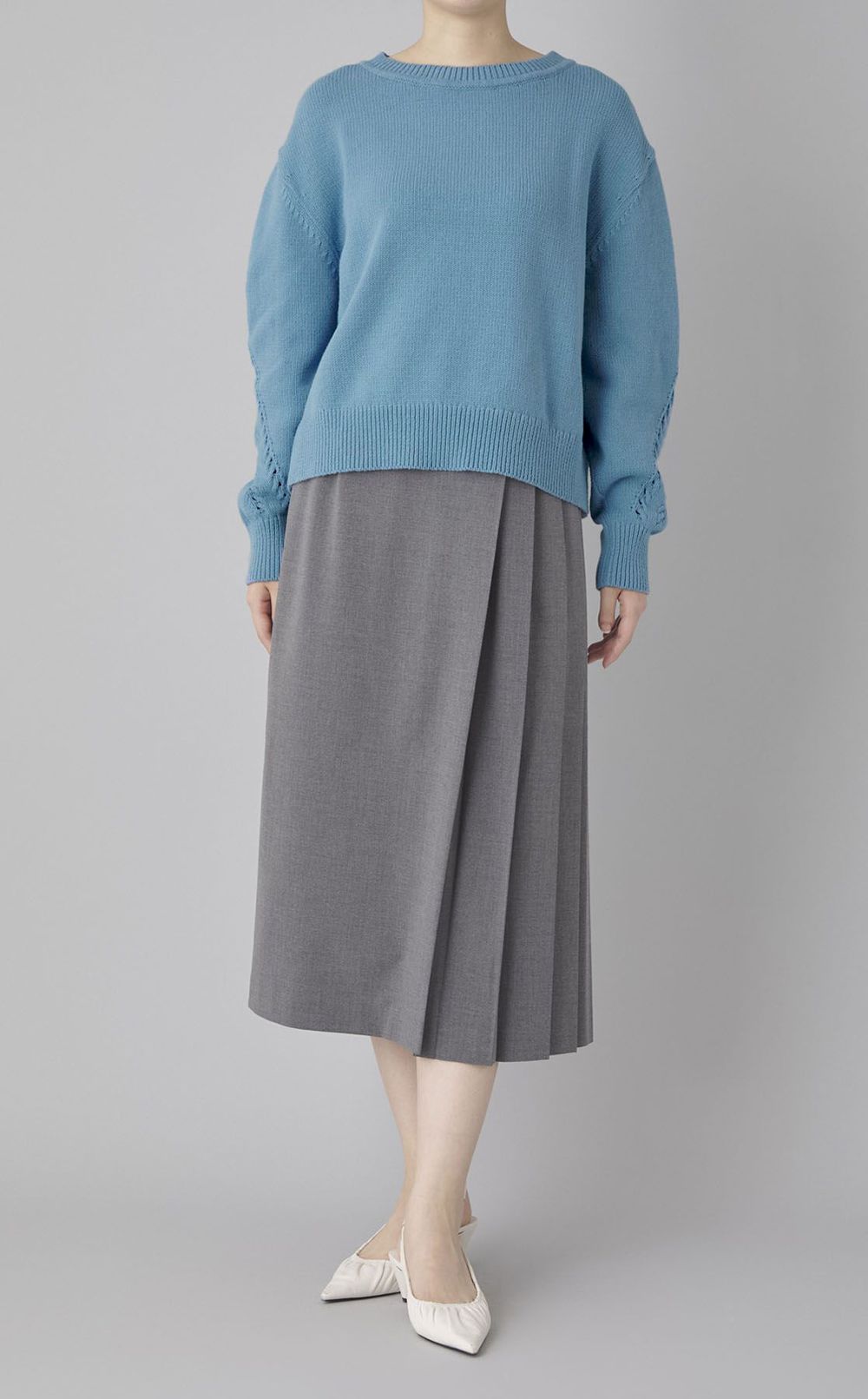 アイレットステッチニットプルオーバー