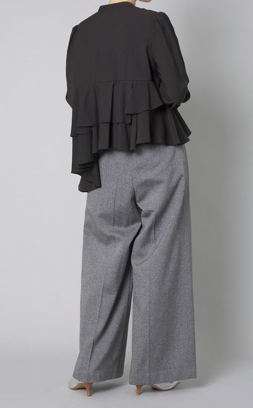 ラッフルペプラムブラウス