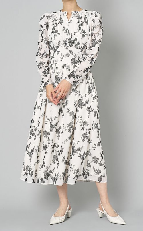 フラワープリントワンピース