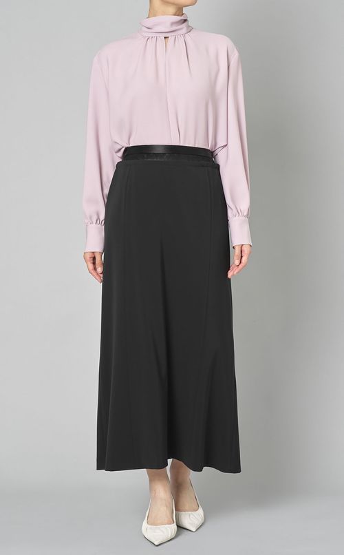 ストレッチフレアスカート