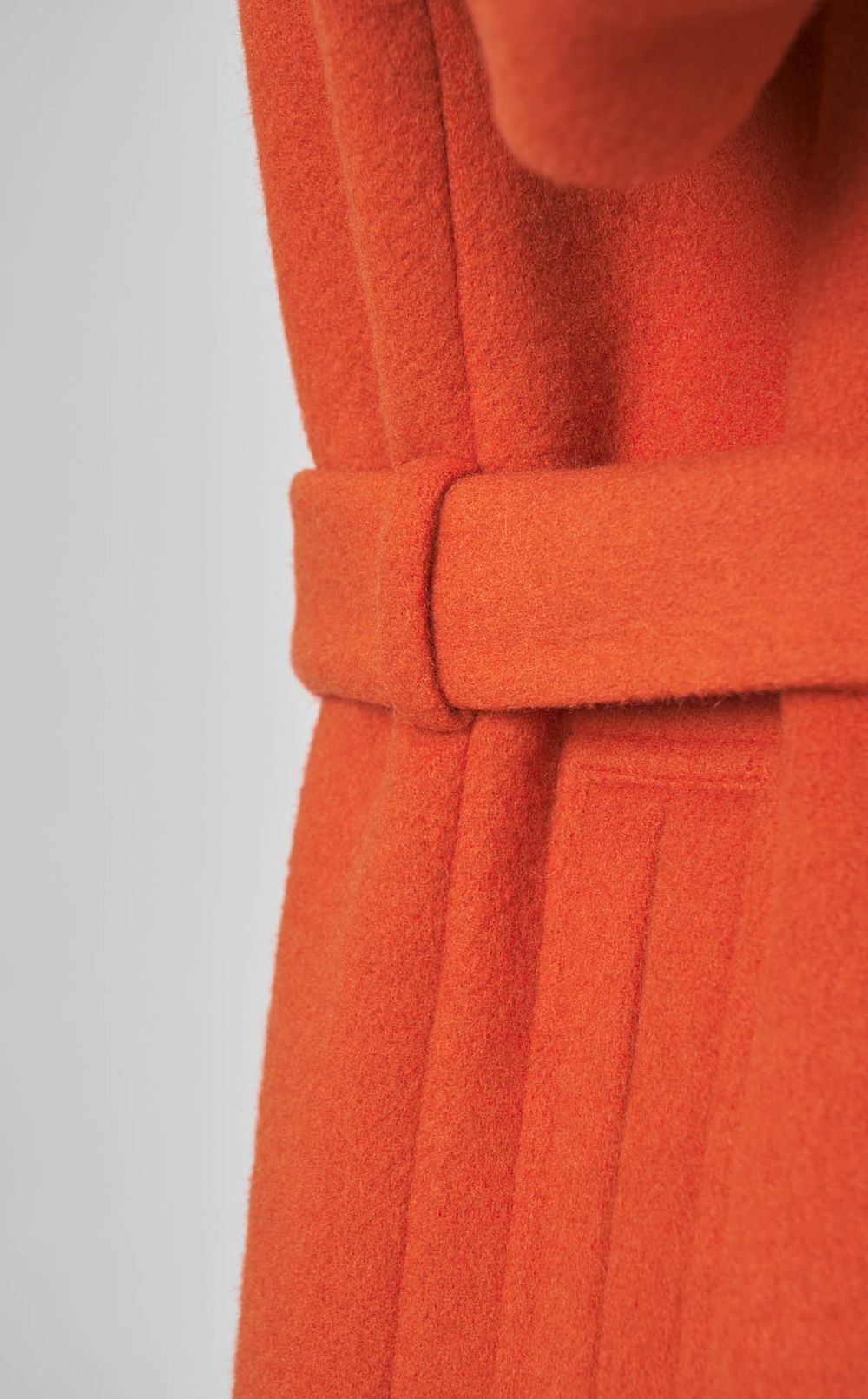 ワイドカラーロングコート