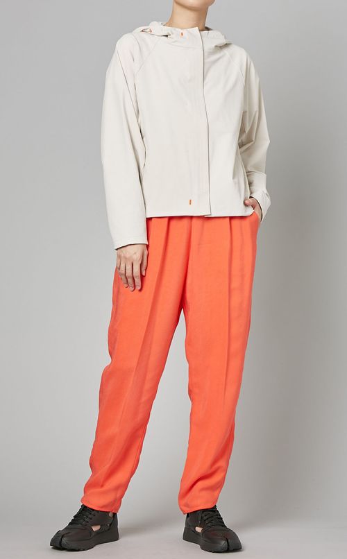 ストレッチナイロンフーディブルゾン