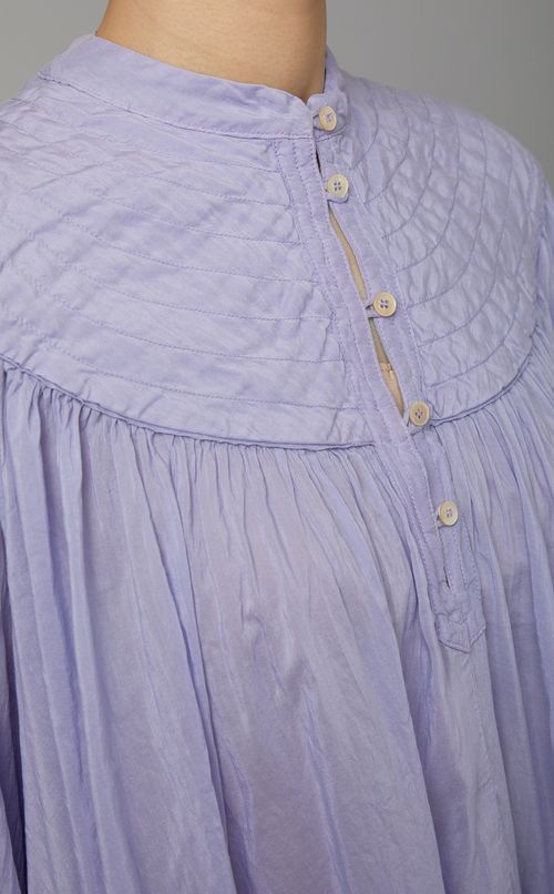 ヨーク切替ギャザースモックブラウス