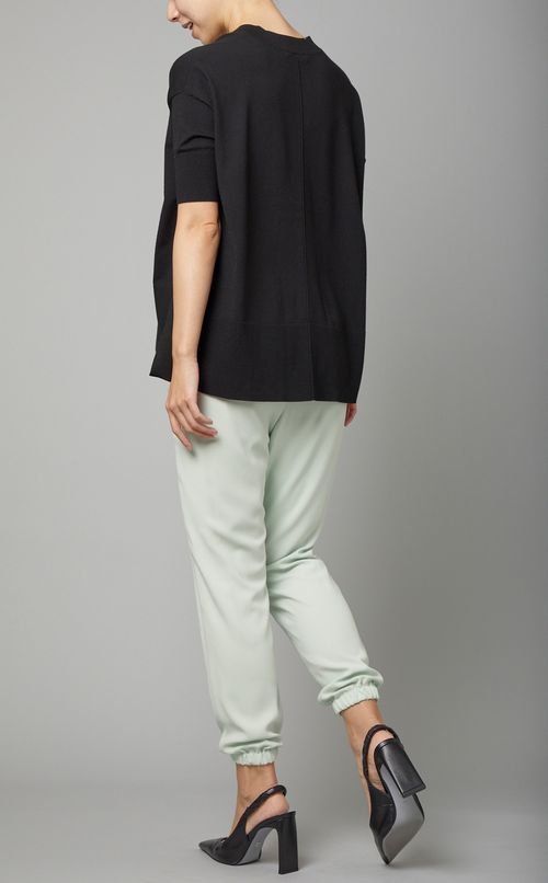 スリムテーパードプルオンジョガーパンツ