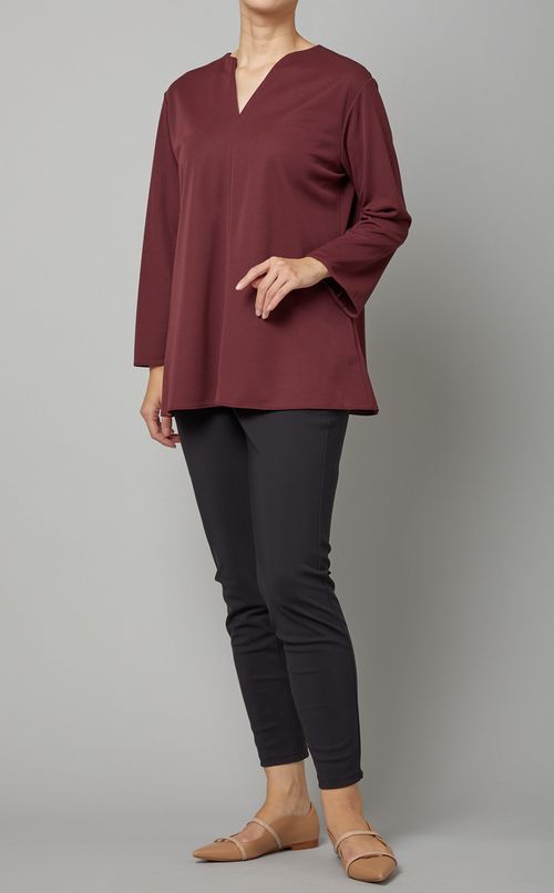 Vネックベルスリーブトップス