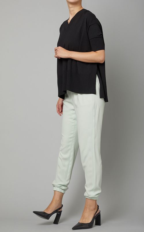 Vネックリラックスフィットニット卜ップス