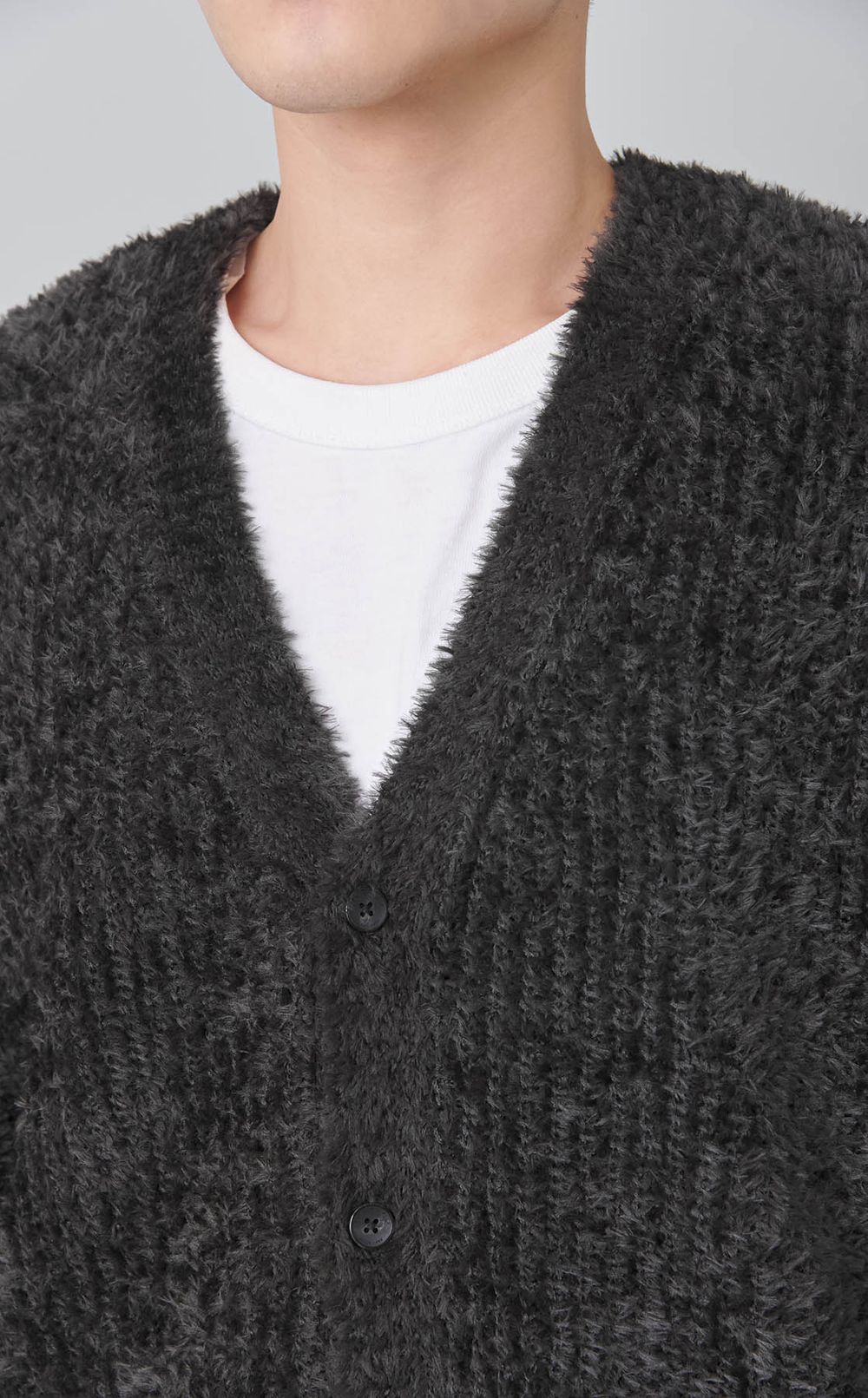 Vネックカーディガン