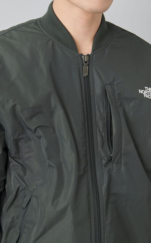 インサレーションボンバージャケット