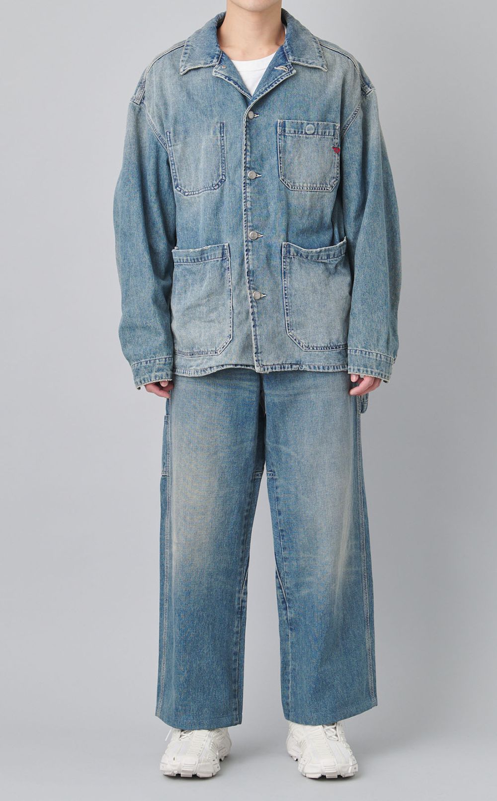 ストレートデニム