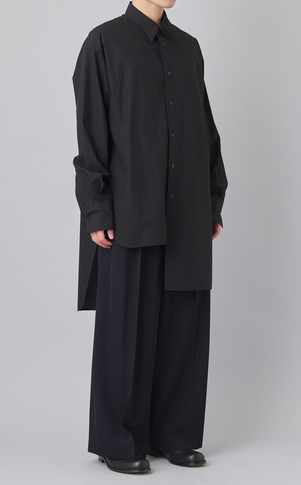 ウールギャバジンツータックパンツ