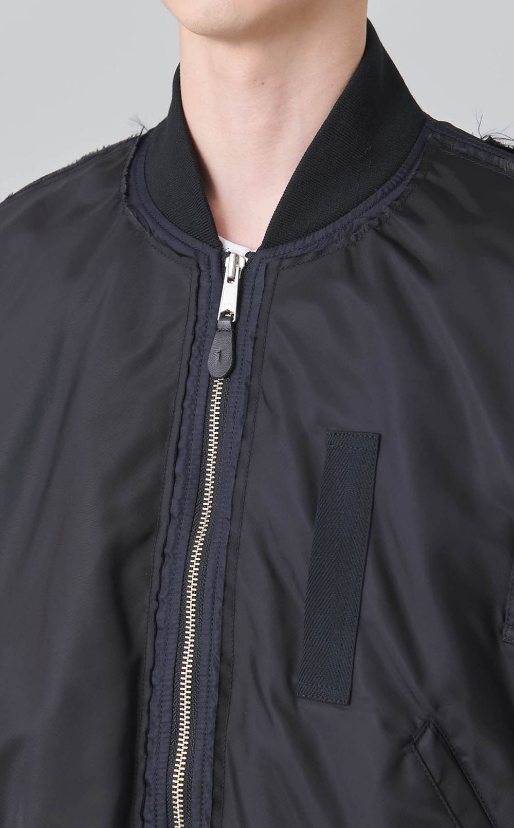 リバーシブルボンバージャケット