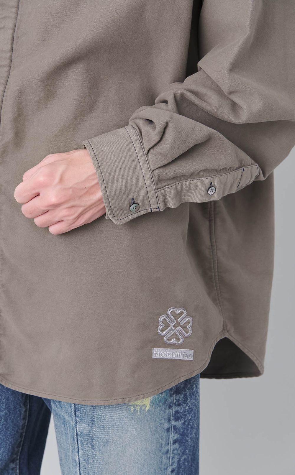 クローバービッグハートシャツ