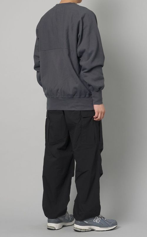 ロゴプリントクルーネックスウェット