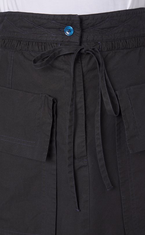 イージーワイドカーゴスカート