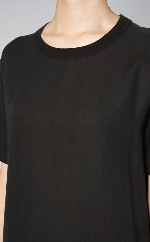 裾フレアワンピース