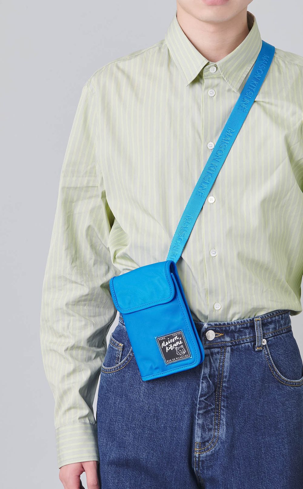 トラベラーネックポーチ