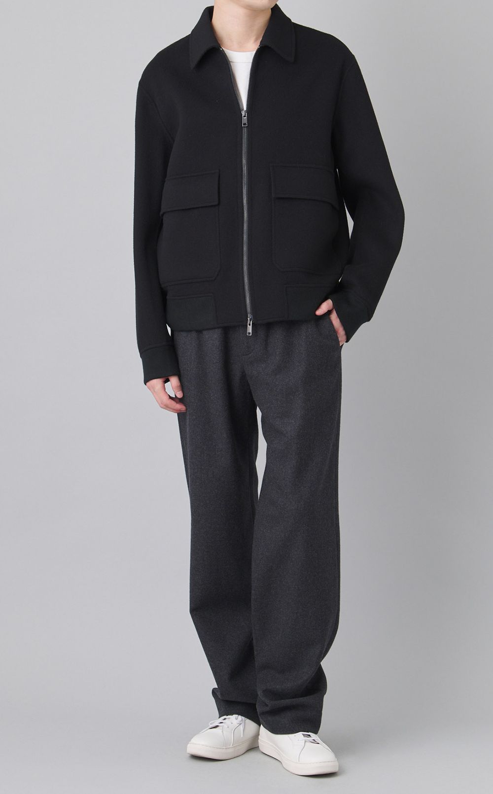 ニューディバイドブルゾン