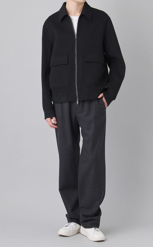 ニューディバイドブルゾン