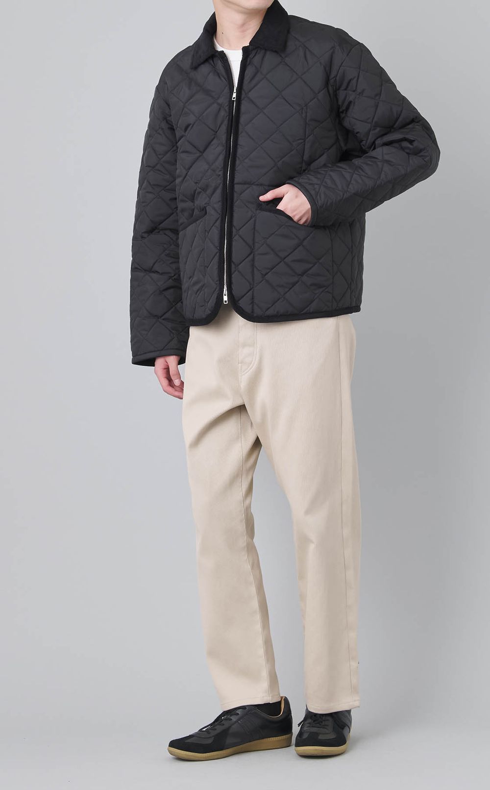 テイナムジップアップブルゾン