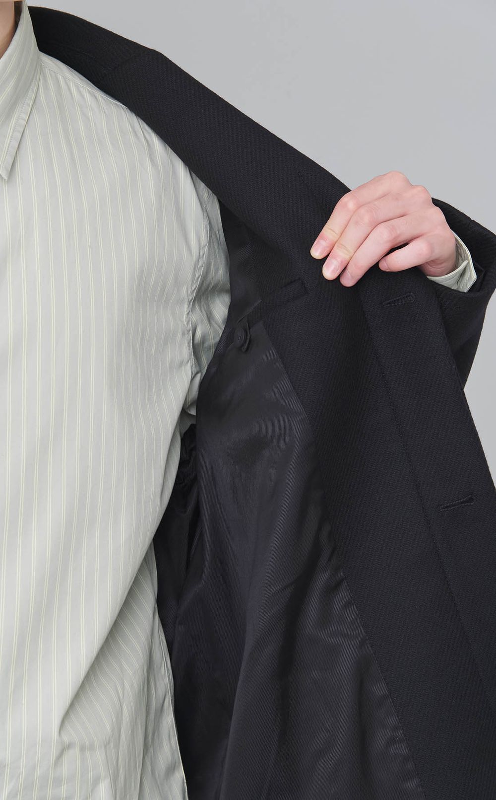 テーラードコート