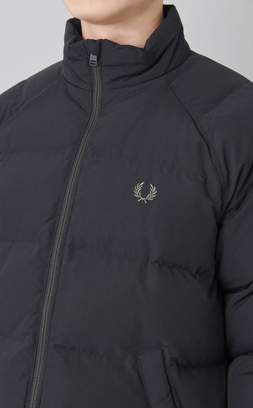 ラグランスリーブパデッドジャケット