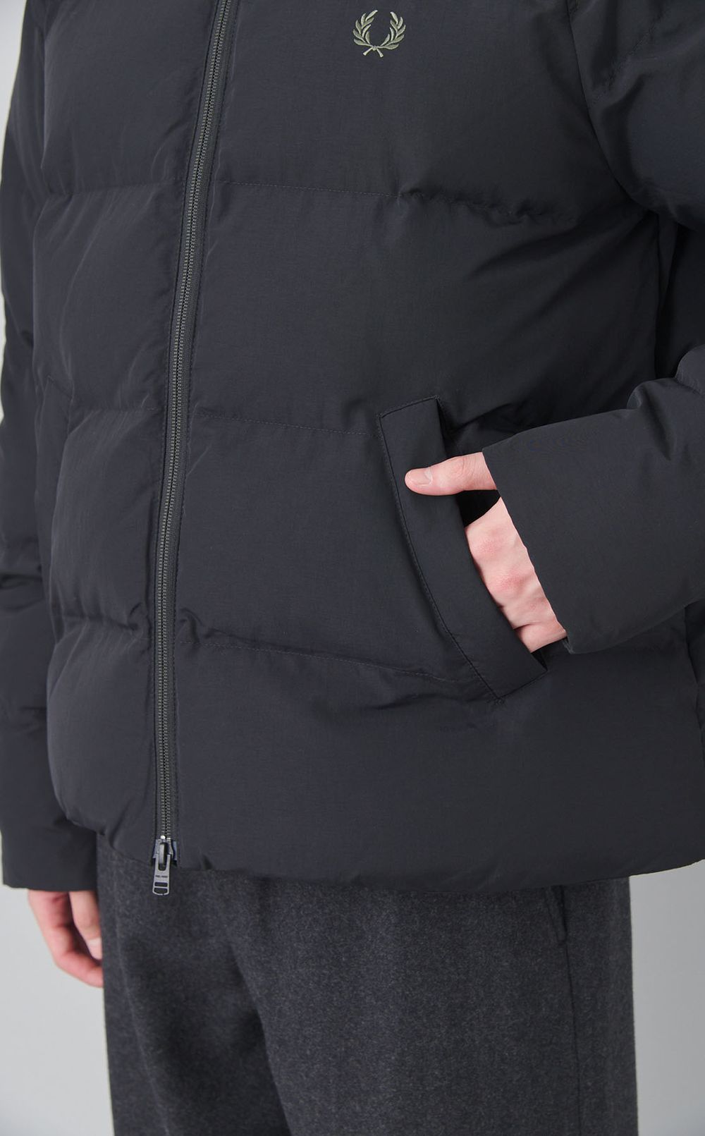 ラグランスリーブパデッドジャケット