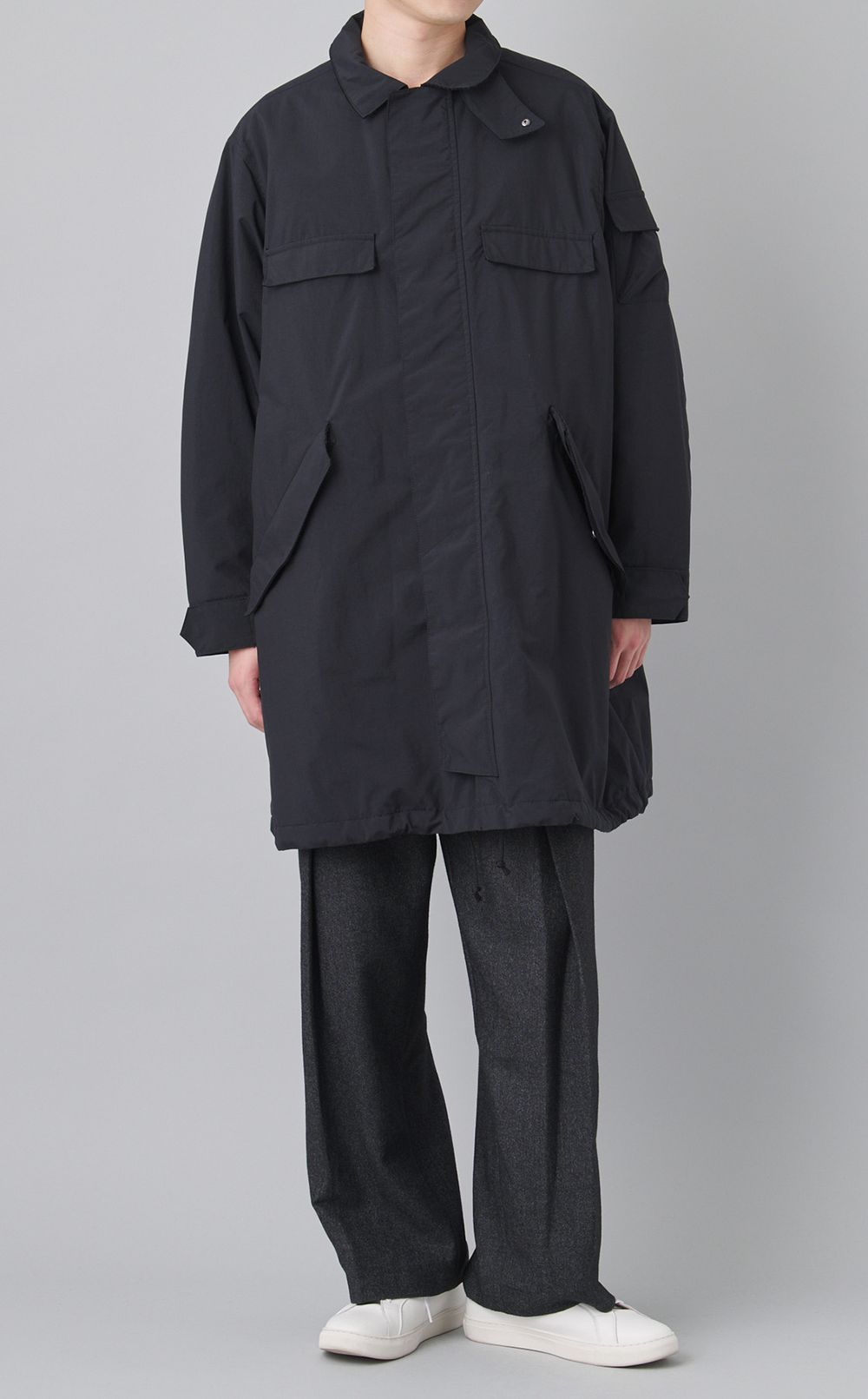 ナイロンスタンドコート