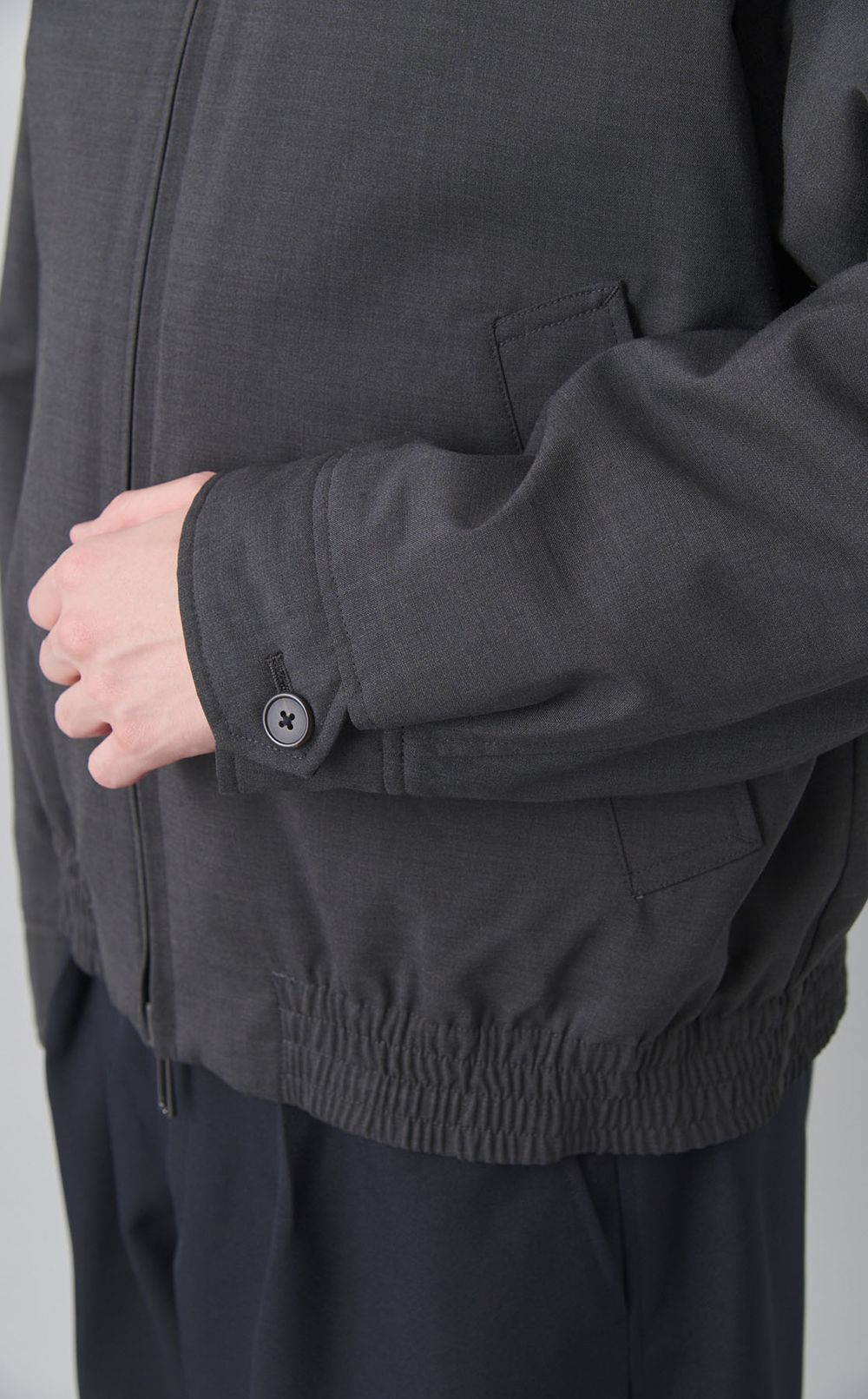 モーションウールリバーシブルブルゾン