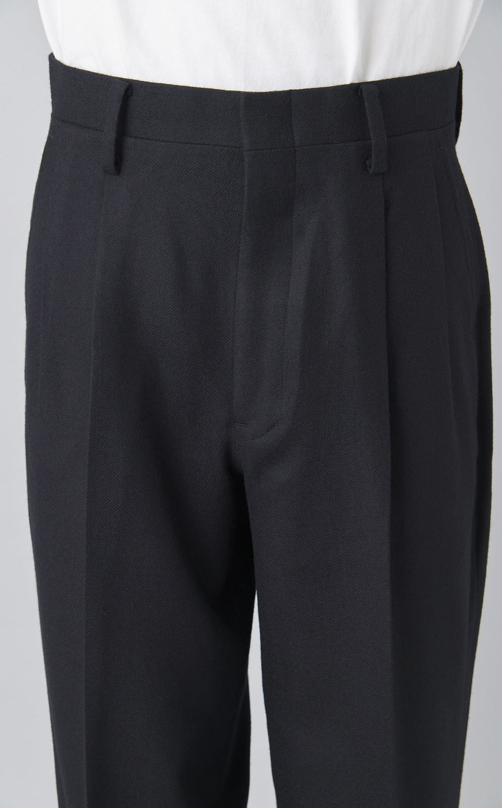 ツータックワイドトラウザー