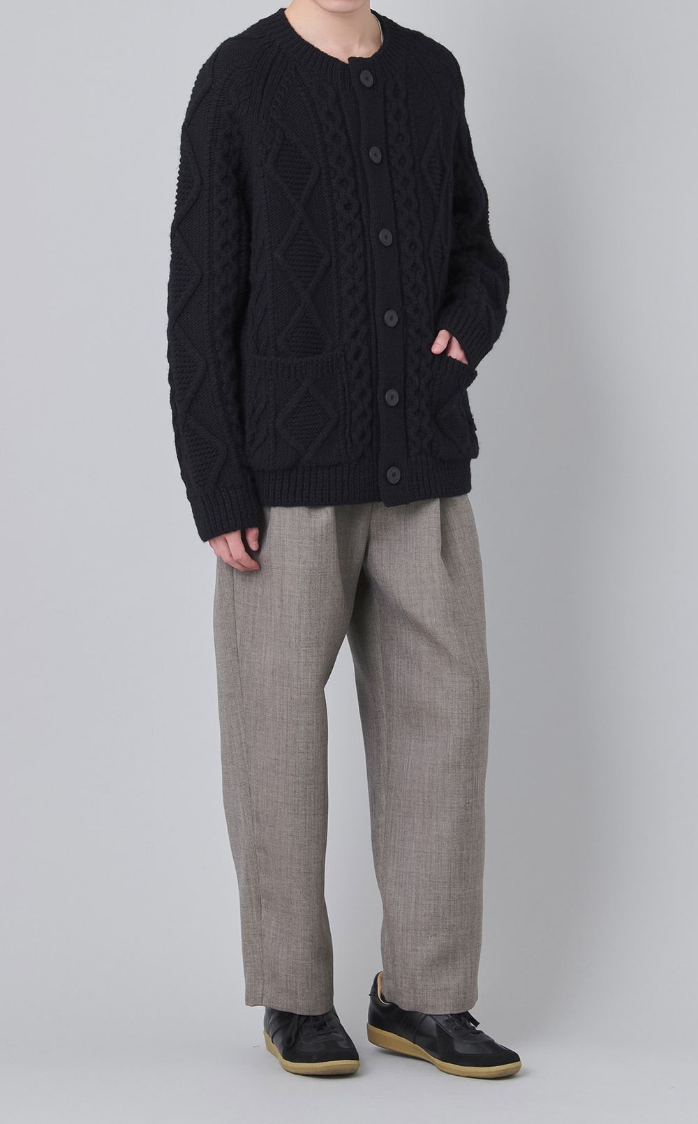 アランニットカーディガン