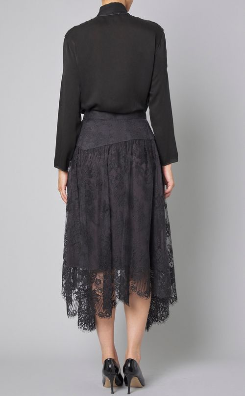 シルクボウタイブラウス