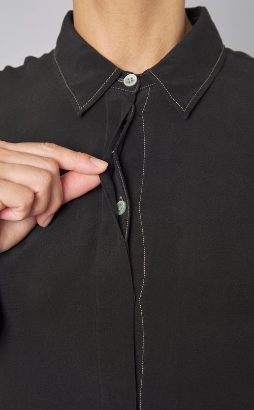 シルクロングシャツ