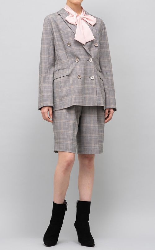 フロントタックショートパンツ