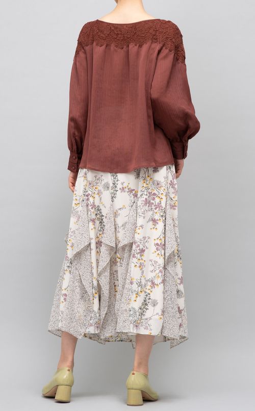 レース切替プルオーバー