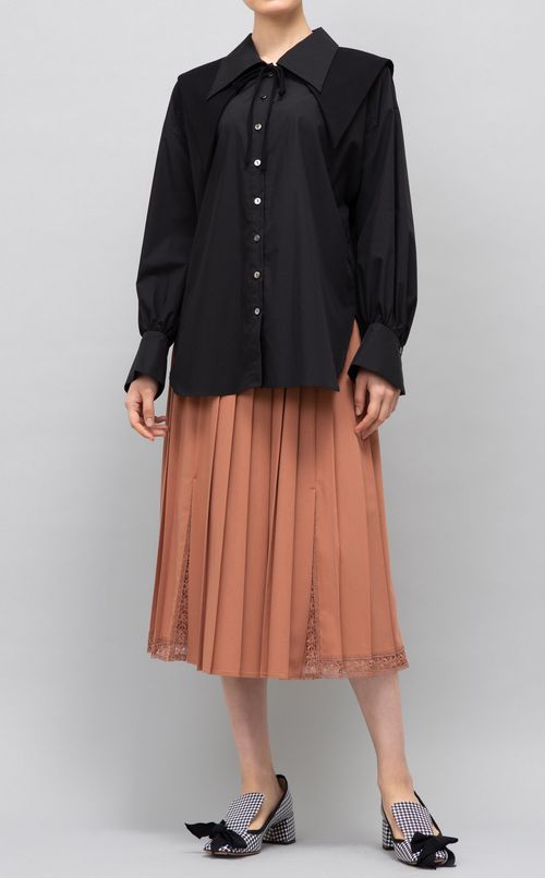 レースヘムラインプリーツスカート