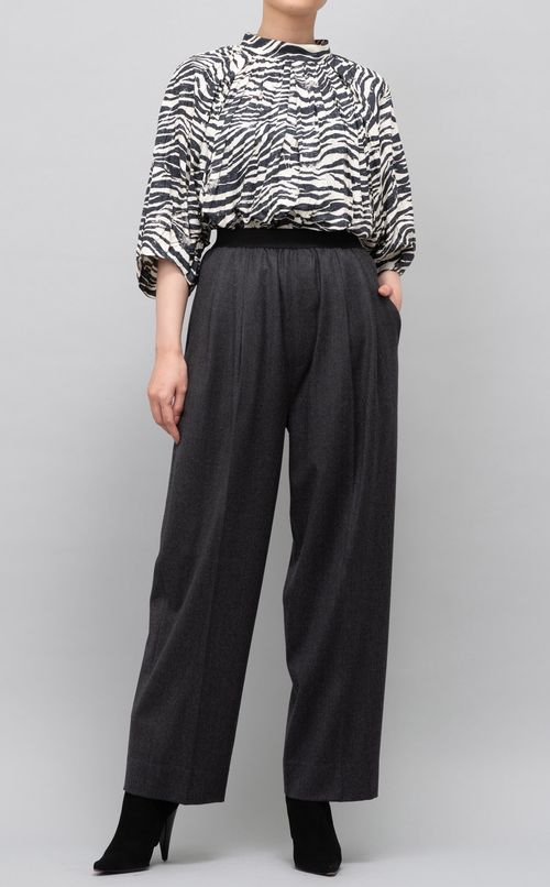 ゼブラプリントドルマンブラウス