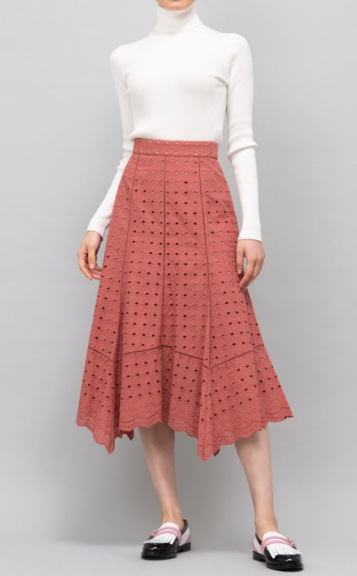 エンブロイダリーミディスカート