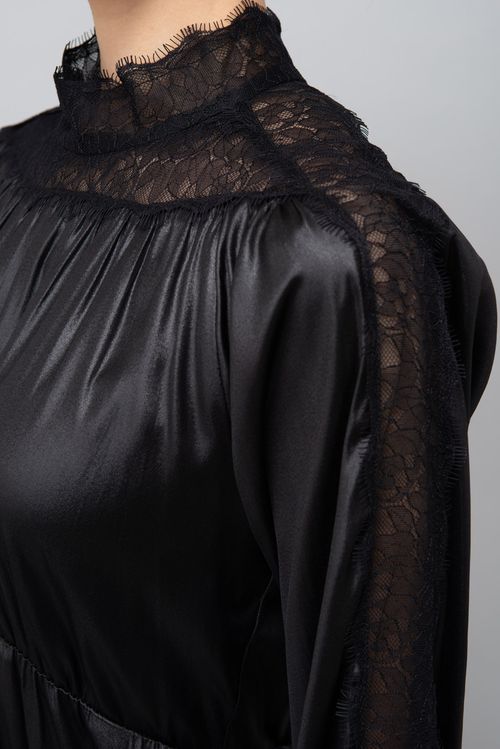 レース切替ギャザーワンピース