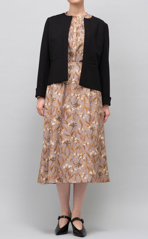 フラワープリントタックブラウス