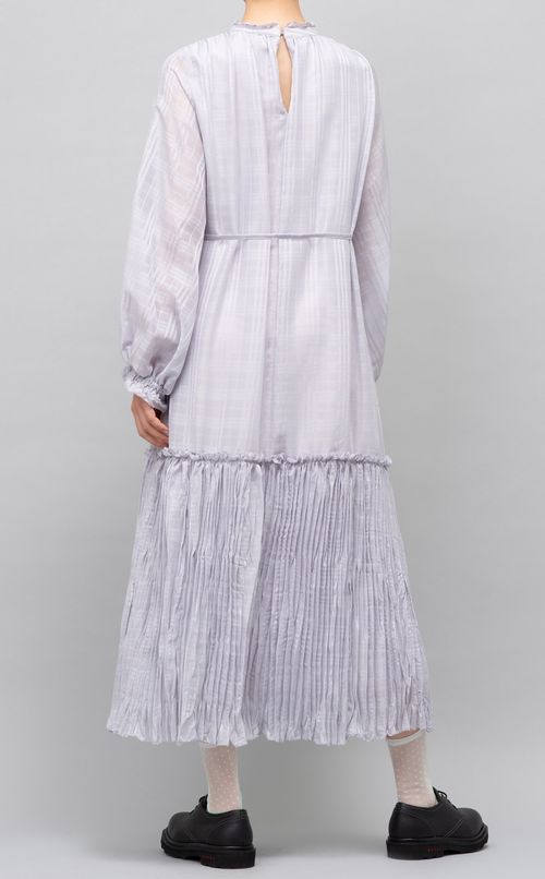 プリーツロングワンピース