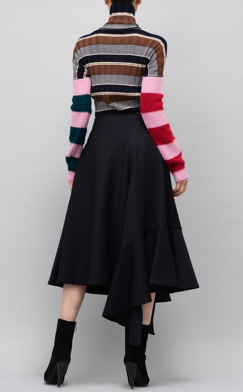 変形ペプラムスカート