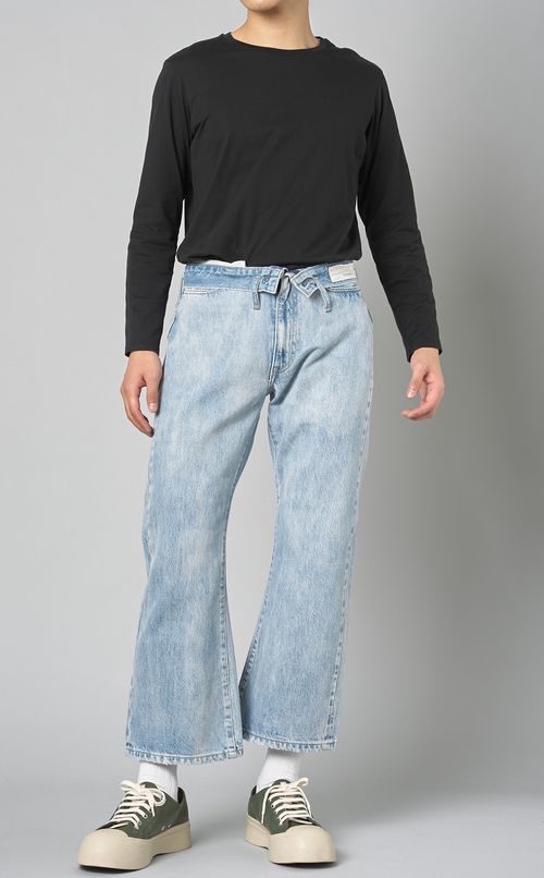 ベルトデザインデニムパンツ