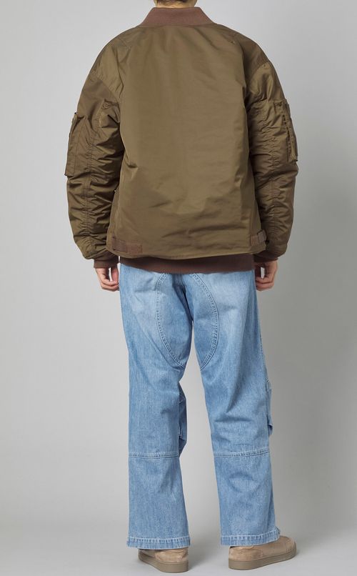 ナイロンツイルボンバージャケット