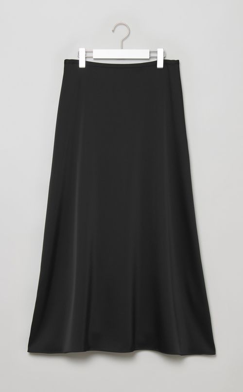 サテンAラインマキシスカート