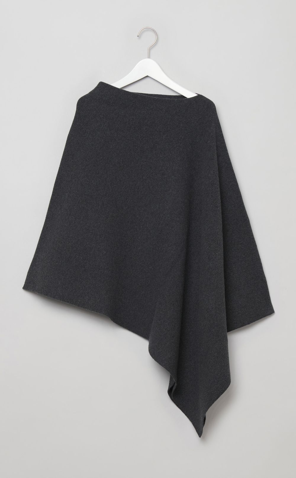 ウールドレープポンチョ