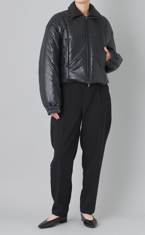 中綿ショートブルゾン